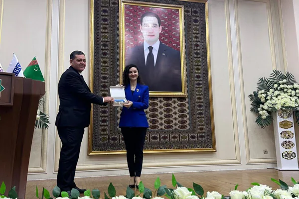 Türkmenistan Yüksek Mahkemesi Bünyesinde Uzmanlaşmış Aile Mahkemesi Sisteminin Geliştirilmesine Yönelik Eğitim Programına Katılım Sağlanmıştır. (2)