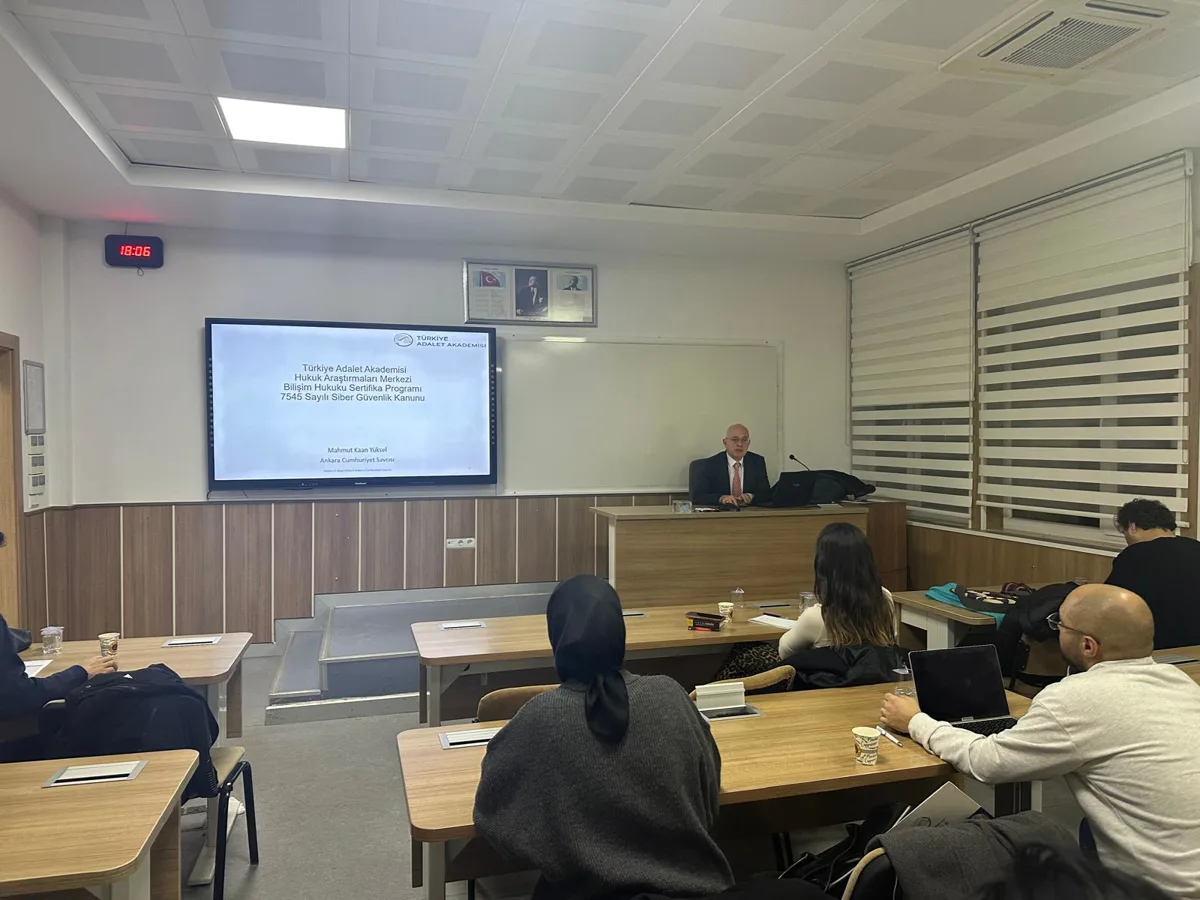 Bilişim Hukuku Sertifika Programı Tamamlandı