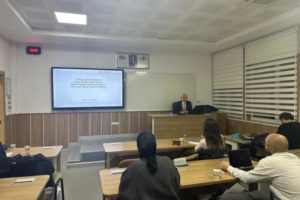 Bilişim Hukuku Sertifika Programı Tamamlandı (1)