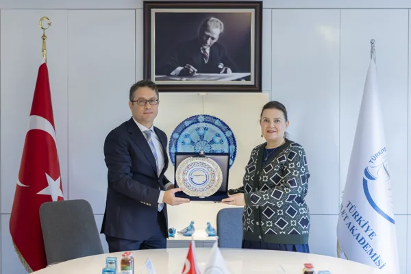 Ankara Üniversitesi Fikri ve Sınai Haklar Araştırma ve Uygulama Merkezi İş Birliği Protokolü (4)